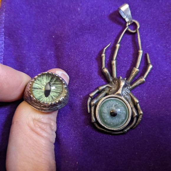 See all pics! Not for sale yet but offers welcome - Picture 5 of 8